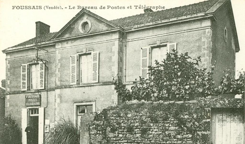 L'Ancien Hotel De Ville Foussais Exterior photo